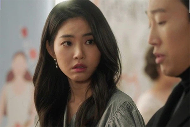 Hí hửng vì người tình sắp ly hôn, tôi "quay xe" bỏ chạy khi gặp vợ anh ấy