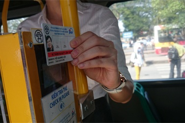Hà Nội: Tuyến xe buýt đầu tiên sử dụng thẻ vé điện tử