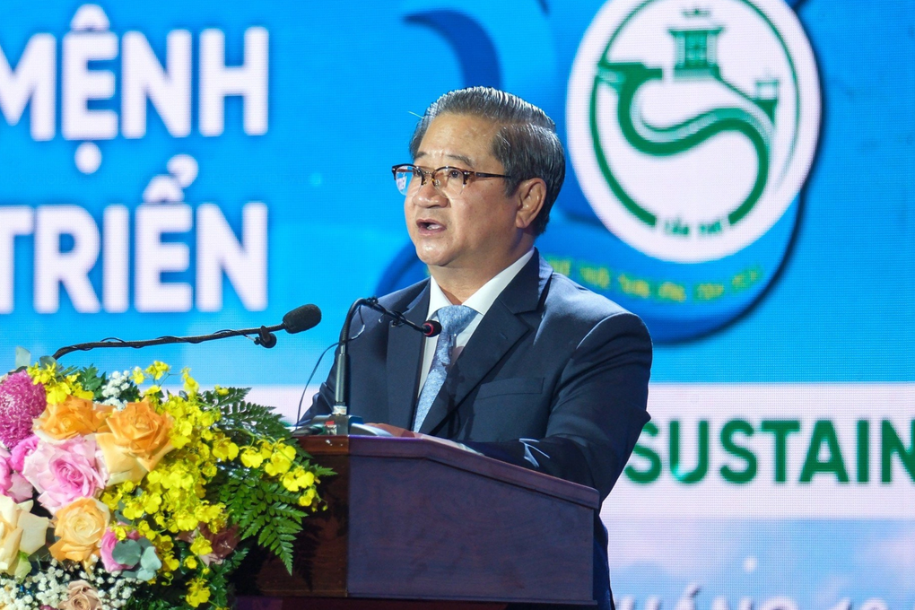 Thủ tướng: Cần Thơ phải đi lên bằng nội lực, không trông chờ ỷ lại vào ai - 4 Thủ tướng: Cần Thơ phải đi lên bằng nội lực, không trông chờ ỷ lại vào ai - 4