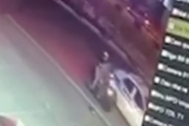 Vụ giết tình địch trên phố Hà Nội: Lời khai của tài xế taxi