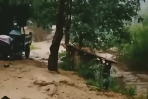 Mưa lũ cuốn trôi hai anh em ở Lào Cai