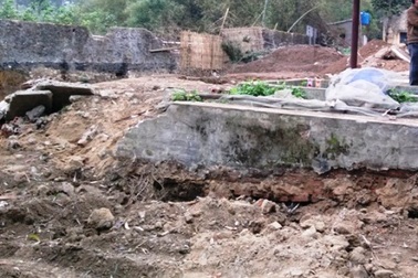 Vụ chôn thuốc trừ sâu: Hàng trăm tấn chất thải vẫn chưa được xử lý