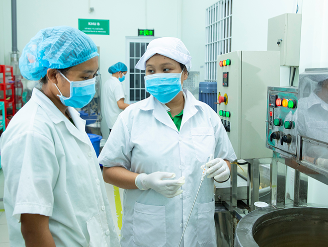 Bỏ lương nghìn đô, về quê mát xa hoa dừa, người phụ nữ thu tiền tỷ - 13 Bỏ lương nghìn đô, về quê mát xa hoa dừa, người phụ nữ thu tiền tỷ - 13