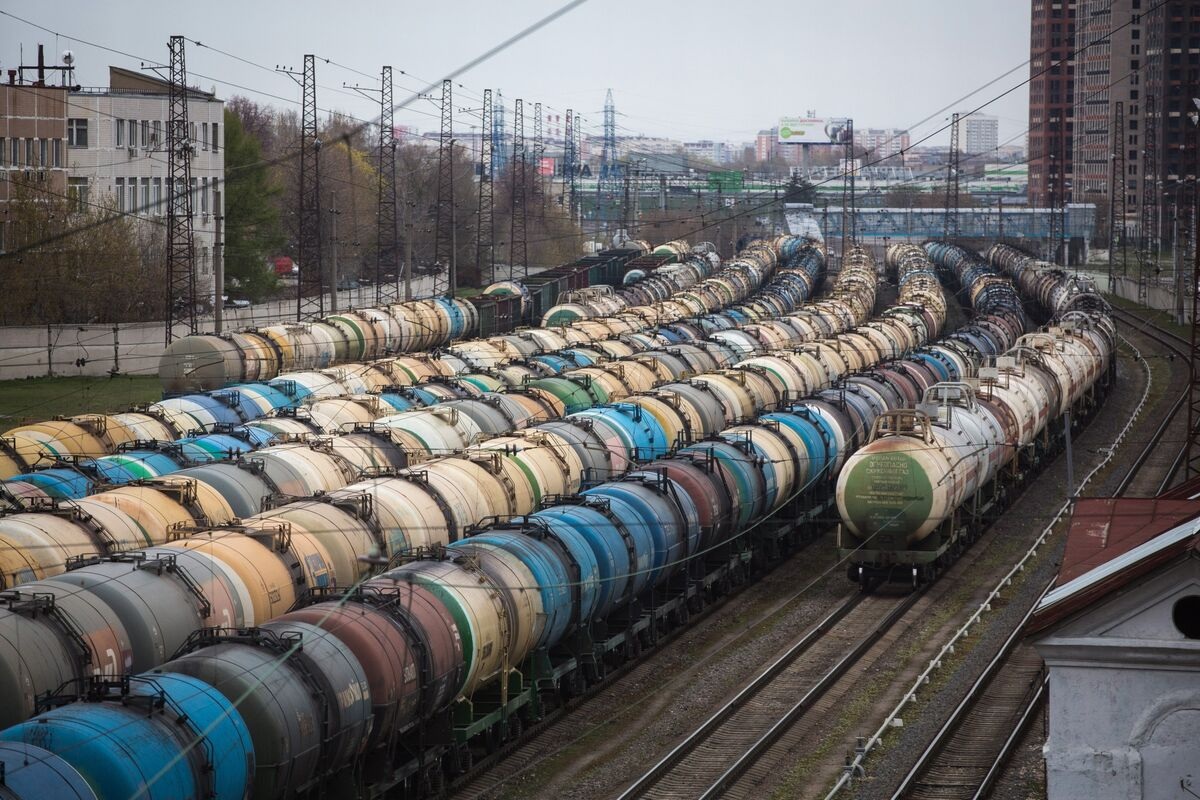 Phía sau chiến lược tấn công huyết mạch kinh tế Nga của Ukraine - 2 Phía sau chiến lược tấn công huyết mạch kinh tế Nga của Ukraine - 2