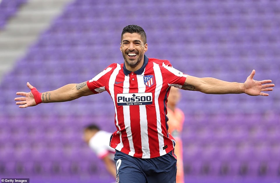 Người hùng Luis Suarez: Từ cục nợ đến cục vàng… - 2 Người hùng Luis Suarez: Từ cục nợ đến cục vàng… - 2