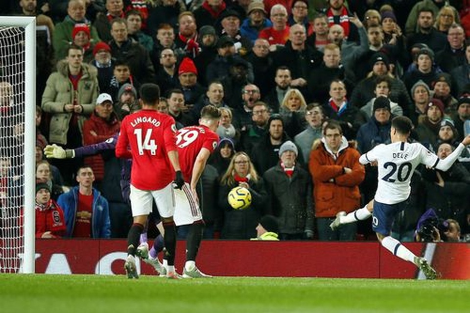 Man Utd 2-1 Tottenham: Cú đúp của Rashford - 11 Man Utd 2-1 Tottenham: Cú đúp của Rashford - 11