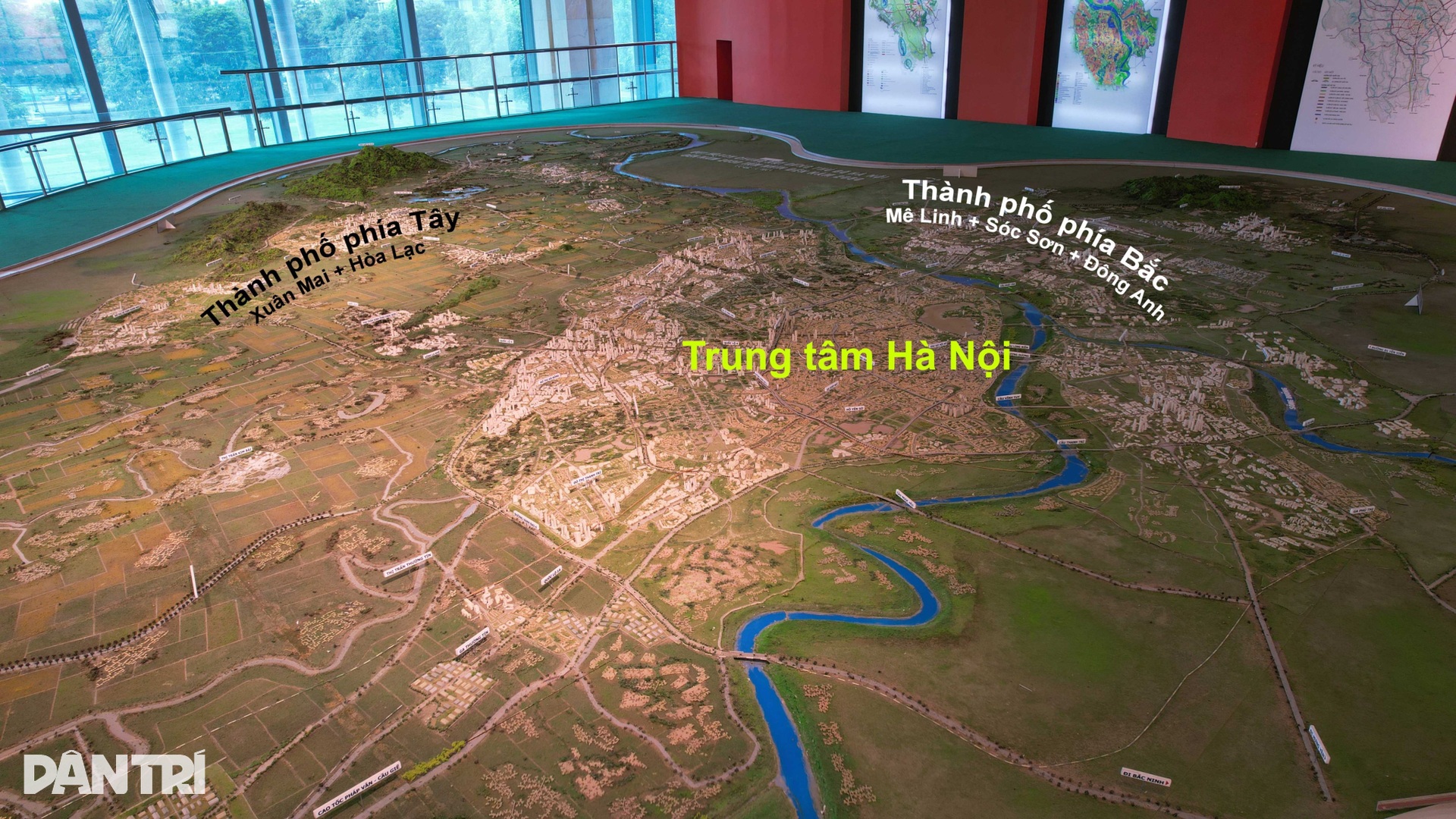 Hiện trạng 2 thành phố tương lai bao quanh nội đô Hà Nội - 1 Hiện trạng 2 thành phố tương lai bao quanh nội đô Hà Nội - 1