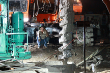 Số tiền cứu hộ bé trai lọt trụ bê tông ở Đồng Tháp, đơn vị nào chi trả?