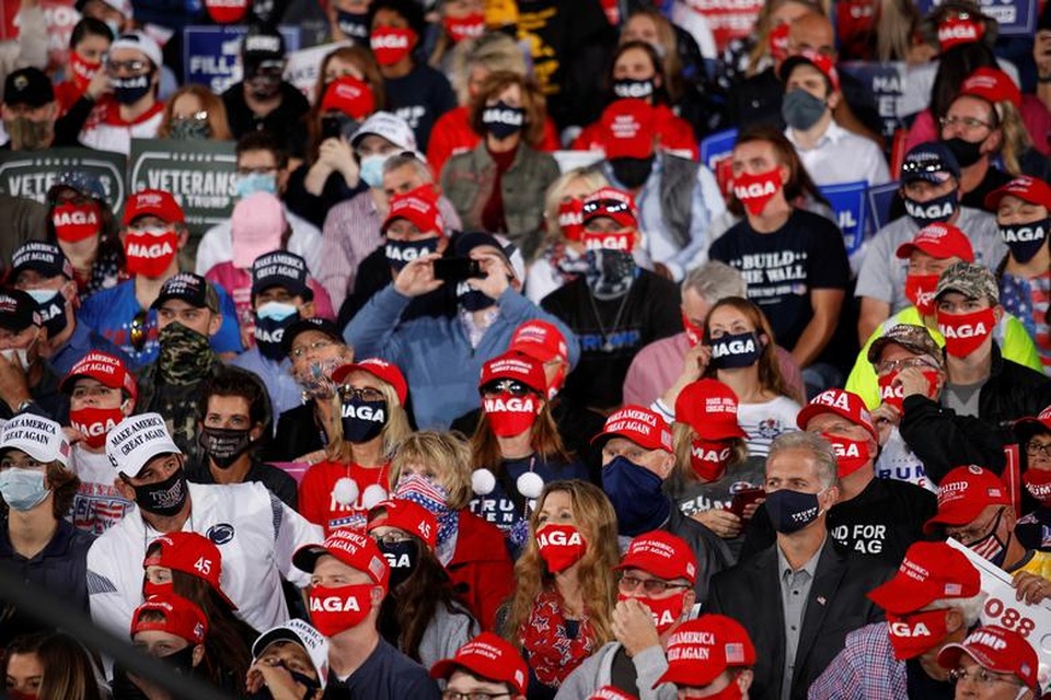 Những “chiến binh đỏ” ủng hộ Tổng thống Trump tái tranh cử - 6 Những “chiến binh đỏ” ủng hộ Tổng thống Trump tái tranh cử - 6