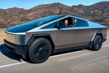 Tesla Cybertruck gặp sự cố nghiêm trọng ngay sau bàn giao, phải gọi cứu hộ