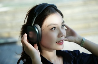 AirPods Max vẫn đắt sau 5 năm mở bán, liệu còn đáng mua? - 3