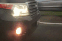 Tài xế xe Land Cruiser tự ý lắp đèn ưu tiên