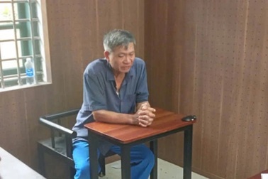 Khởi tố, bắt tạm giam đối tượng lợi dụng đơn tố cáo chiếm đoạt tài sản