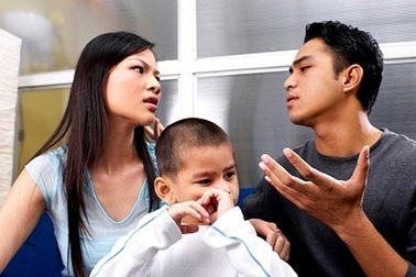 Cưng chiều con bằng lời ngon ngọt: Đừng xây ảo tưởng bằng… đường mật