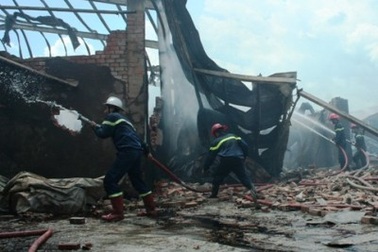 Thiệt hại hơn 100 tỷ đồng do cháy nổ