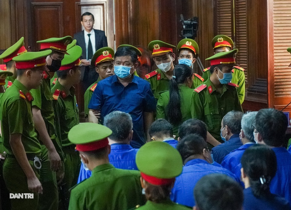 Kê biên hàng loạt tài sản liên quan đến Út trọc - 1 Kê biên hàng loạt tài sản liên quan đến Út trọc - 1