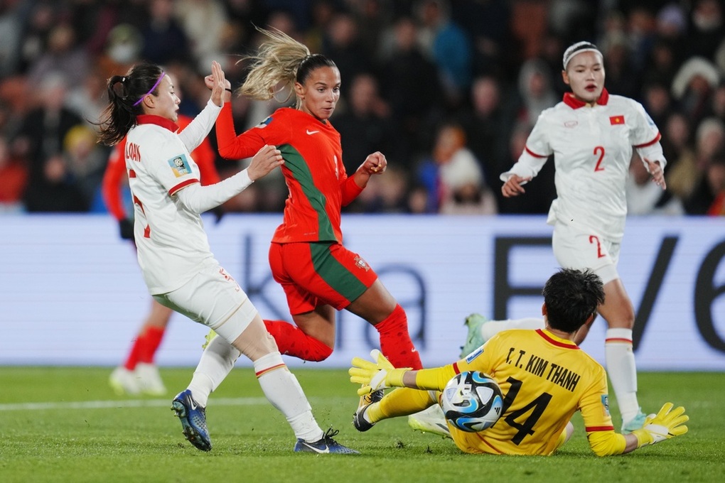 HLV Bồ Đào Nha: Tôi tiếc vì không thể thắng đậm tuyển nữ Việt Nam - 2