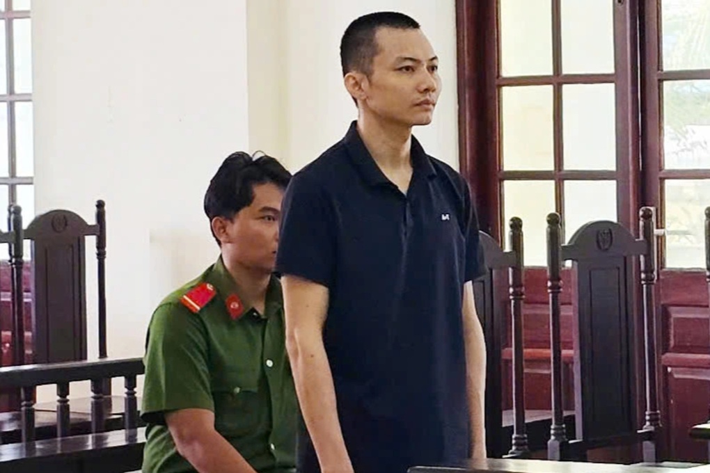 Tạm hoãn phiên tòa xét xử Lê Thanh Nhất Nguyên về tội lừa đảo - 1 Tạm hoãn phiên tòa xét xử Lê Thanh Nhất Nguyên về tội lừa đảo - 1
