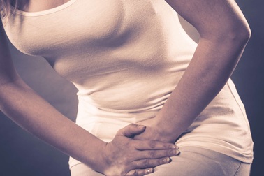 Đau vùng chậu ở nữ giới: từ bệnh thông thường cho tới ung thư