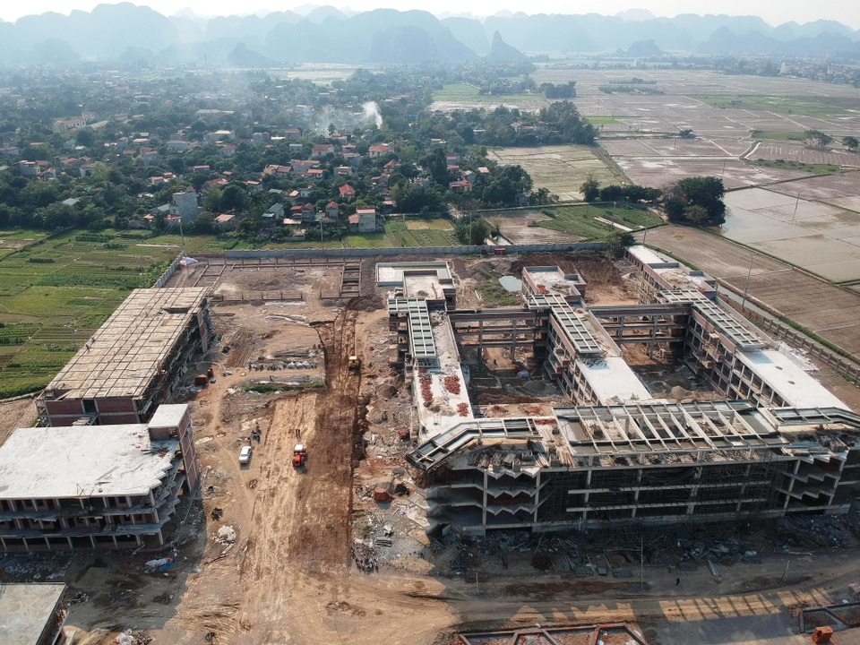 Ninh Bình: Dự án trường chuyên 400 tỷ đồng phát lộ nhiều sai phạm - 2 Ninh Bình: Dự án trường chuyên 400 tỷ đồng phát lộ nhiều sai phạm - 2