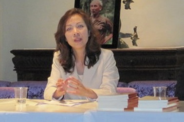 Giáo sư Việt tại Canada viết sách về Chủ tịch Hồ Chí Minh 