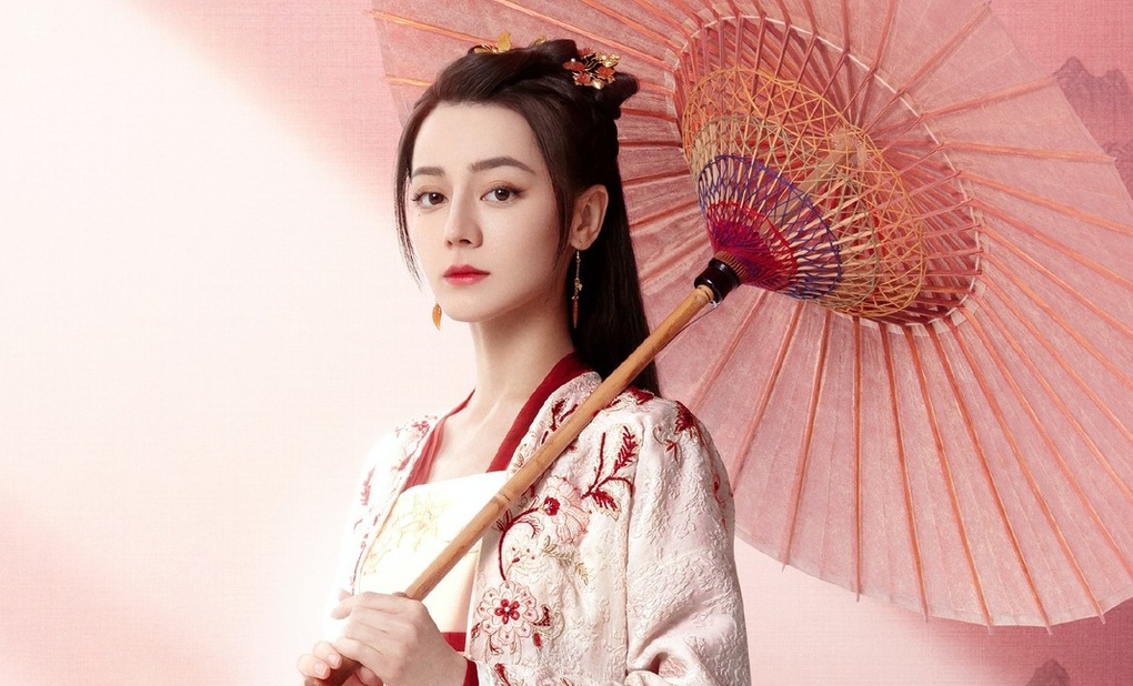 Trở lại với hai dự án hoành tráng, Địch Lệ Nhiệt Ba diễn xuất thế nào? - 2