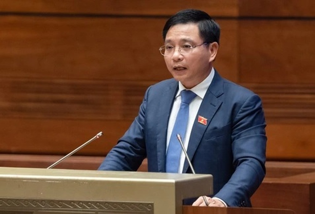 Bộ trưởng GTVT hẹn ngày mở lại toàn bộ trạm đăng kiểm - 3 Bộ trưởng GTVT hẹn ngày mở lại toàn bộ trạm đăng kiểm - 3