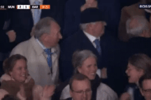 Phản ứng của huyền thoại Ferguson khi Man Utd ngược dòng đánh bại Barcelona