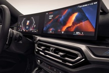 Người dùng ô tô vẫn thích dùng núm chỉnh âm vật lý: Có dữ liệu chứng minh