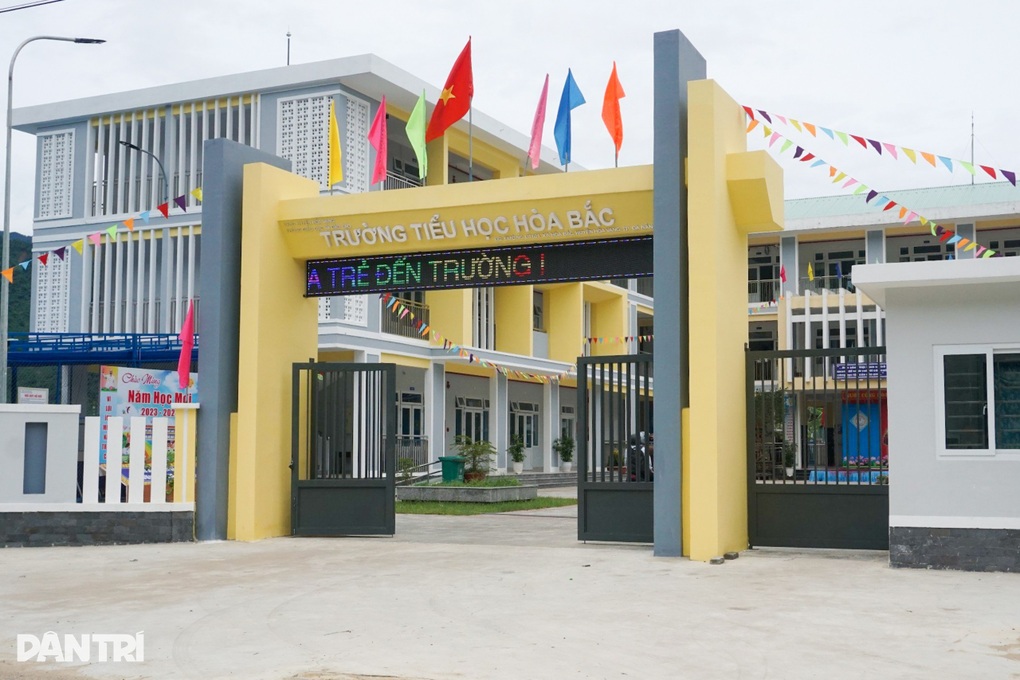 Đà Nẵng: Hơn nửa số học sinh thôn Nam Yên đã đi học tại trường mới - 1 Đà Nẵng: Hơn nửa số học sinh thôn Nam Yên đã đi học tại trường mới - 1