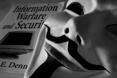 Nhà báo ngồi tù vì giúp hacker tấn công trang báo điện tử nổi tiếng