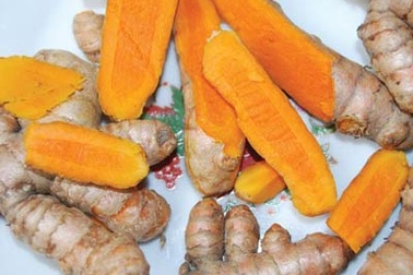 Phòng và trị ung thư bằng tinh nghệ