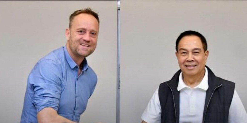 HLV Mano Polking gia hạn hợp đồng với tuyển Thái Lan đến hết Asian Cup 2023 - 2 HLV Mano Polking gia hạn hợp đồng với tuyển Thái Lan đến hết Asian Cup 2023 - 2
