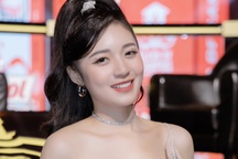 Nữ MC nổi danh làng Esports dũng cảm vượt qua áp lực "body shaming"