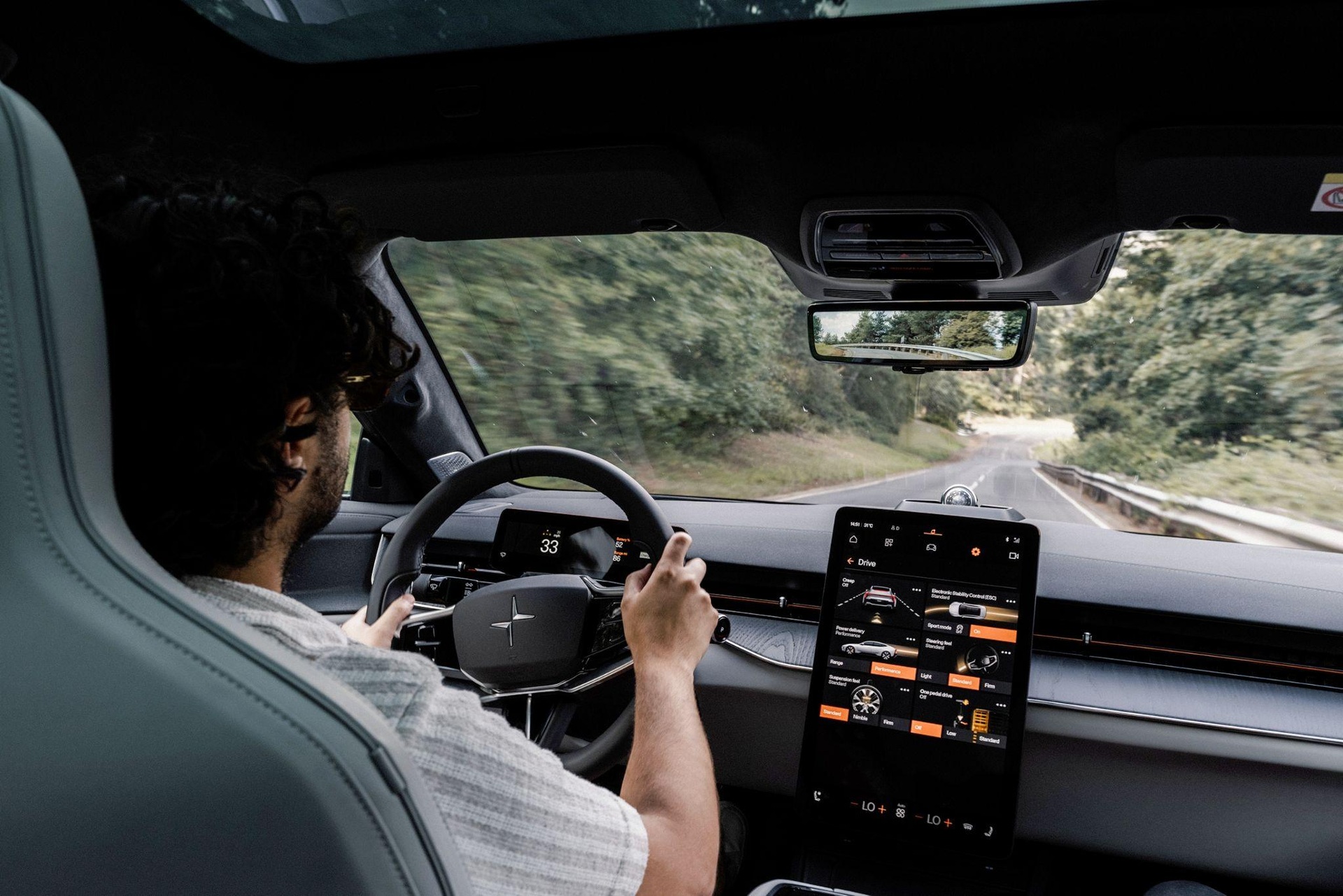 Xe điện Polestar 5 không có kính hậu, mạnh 872 mã lực, đấu Porsche Taycan - 13 Xe điện Polestar 5 không có kính hậu, mạnh 872 mã lực, đấu Porsche Taycan - 13