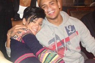 Rihanna đón Giáng Sinh cùng gia đình người yêu