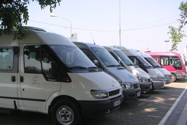 Đầu năm, dịch vụ thuê xe tha hồ “chặt chém”