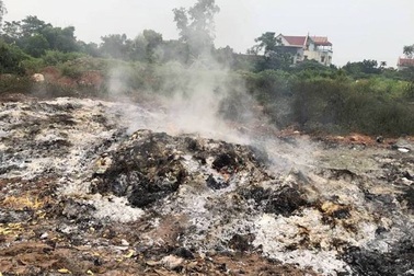 Vụ đổ trộm rác thải nguy hại, đốt phi tang táo tợn tại Bắc Giang là đặc biệt nghiêm trọng!