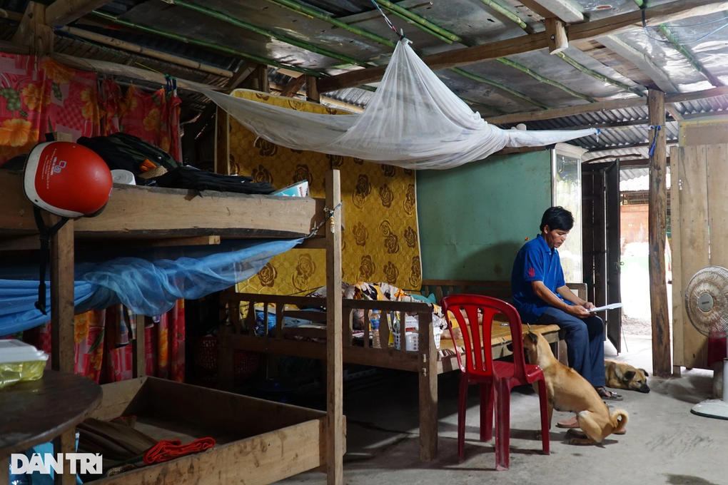 Thương cô giáo nghèo mắc bệnh nan y chịu đau đớn vì không tiền chữa trị - 4 Thương cô giáo nghèo mắc bệnh nan y chịu đau đớn vì không tiền chữa trị - 4