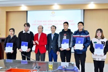 Học bổng "Giải Golf vì sinh viên vượt khó học giỏi" giúp em đến trường