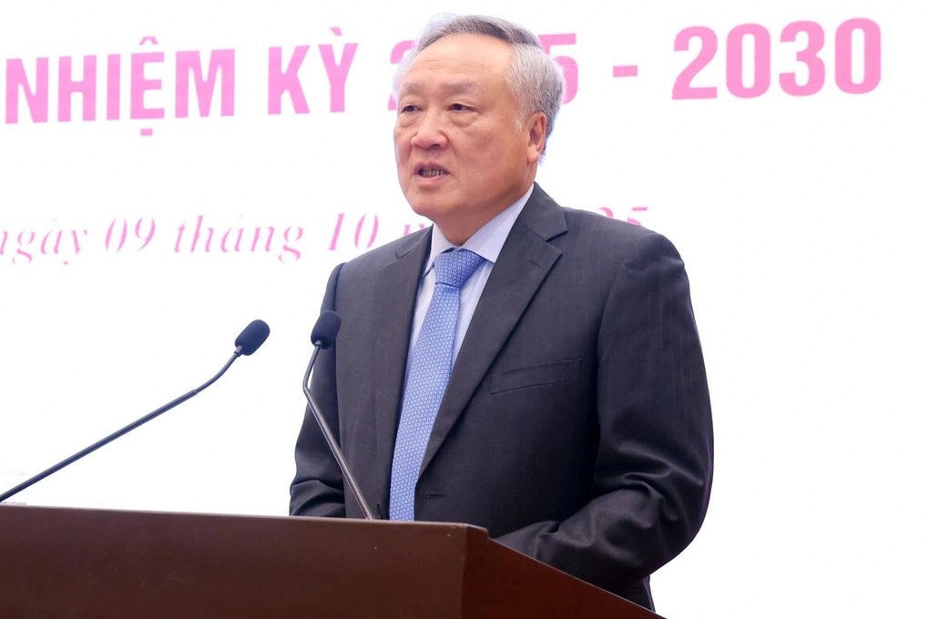 Phó Thủ tướng chia sẻ câu chuyện xúc động từ 100.000 đồng tặng dân dịp 2/9 - 1 Phó Thủ tướng chia sẻ câu chuyện xúc động từ 100.000 đồng tặng dân dịp 2/9 - 1