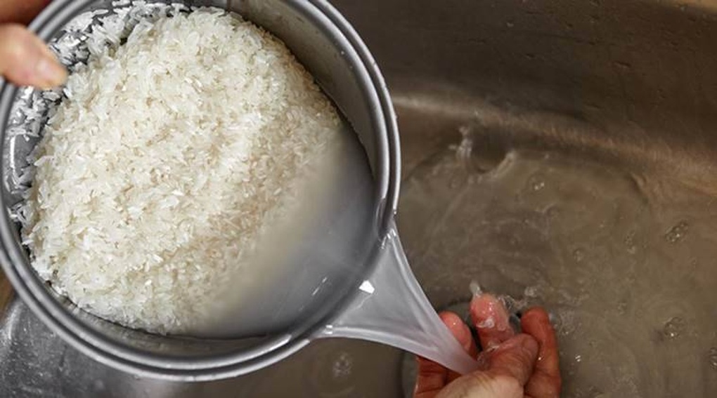 Những công dụng bất ngờ của nước vo gạo - 1 Những công dụng bất ngờ của nước vo gạo - 1