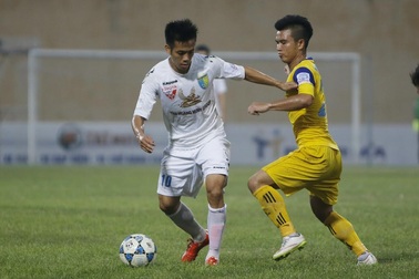 Văn Quyết, Thành Lương góp mặt ở sân chơi phủi Hà Nội