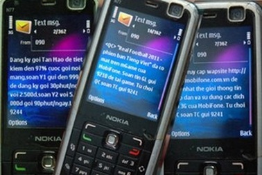 Độc giả bức xúc vì phải nhận hàng chục tin nhắn rác mỗi ngày