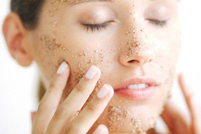 Các hạt nhỏ li ti có thể gây ra tổn thương da mà bạn không hay biết.