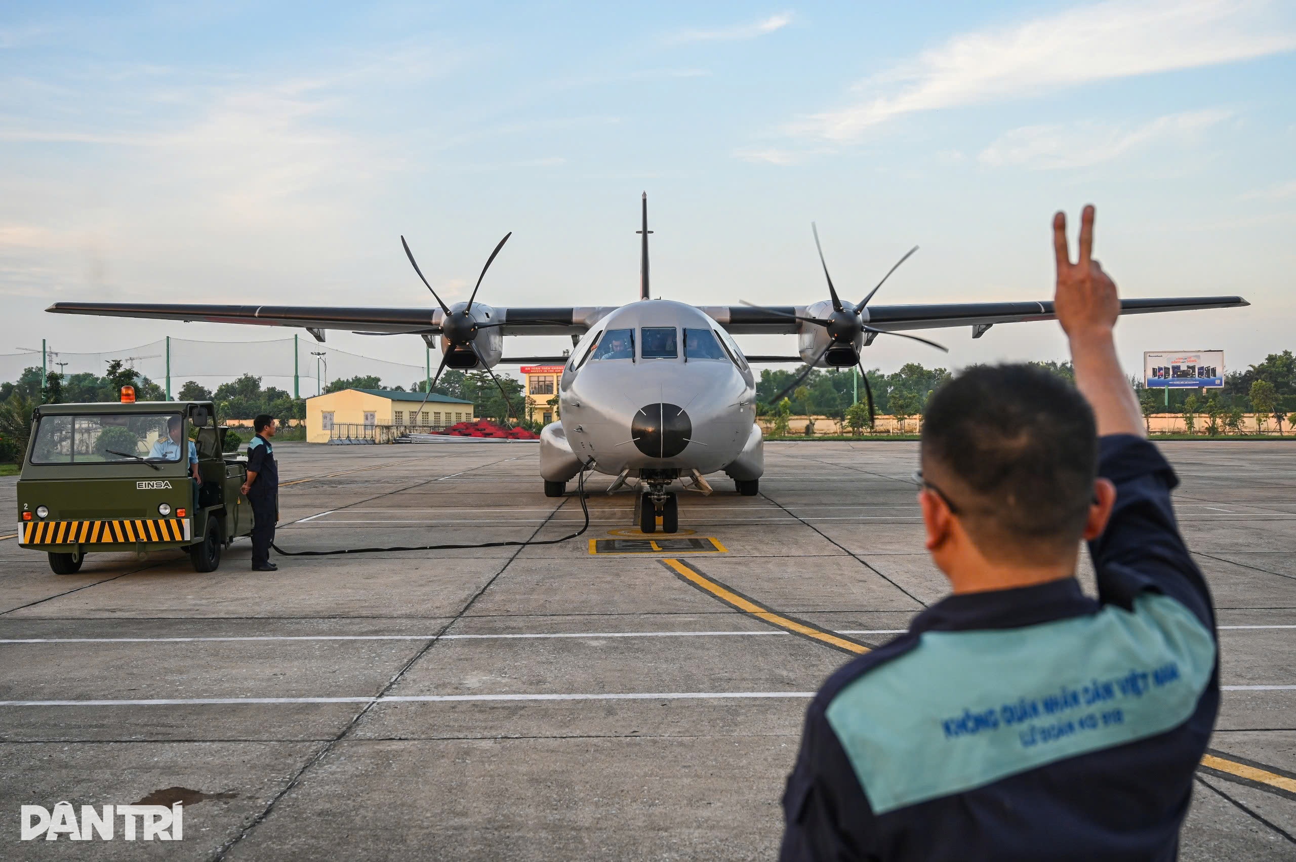Casa C-295 khoác áo mới, hợp biên 4 máy bay vận tải trên bầu trời Hà Nội - 1