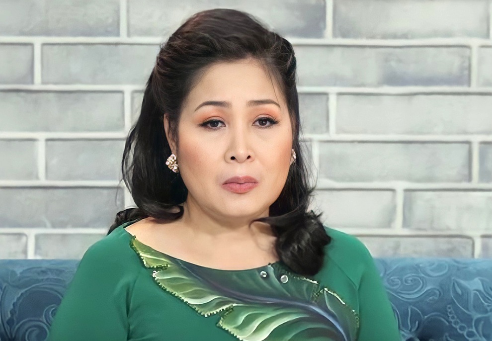 Loạt ồn ào liên tiếp bủa vây showbiz Việt - 3 Loạt ồn ào liên tiếp bủa vây showbiz Việt - 3