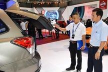 Ô tô ồ ạt "chạy" thuế nhưng vẫn… không thoát !