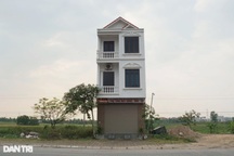 "Thần đèn" nói sẽ dịch chuyển được nhà 3 tầng xây nhầm lên đất người khác