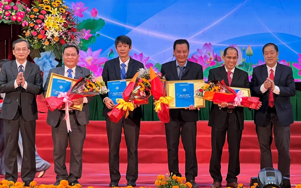Đại học Cần Thơ thành lập 4 trường trực thuộc - 1 Đại học Cần Thơ thành lập 4 trường trực thuộc - 1